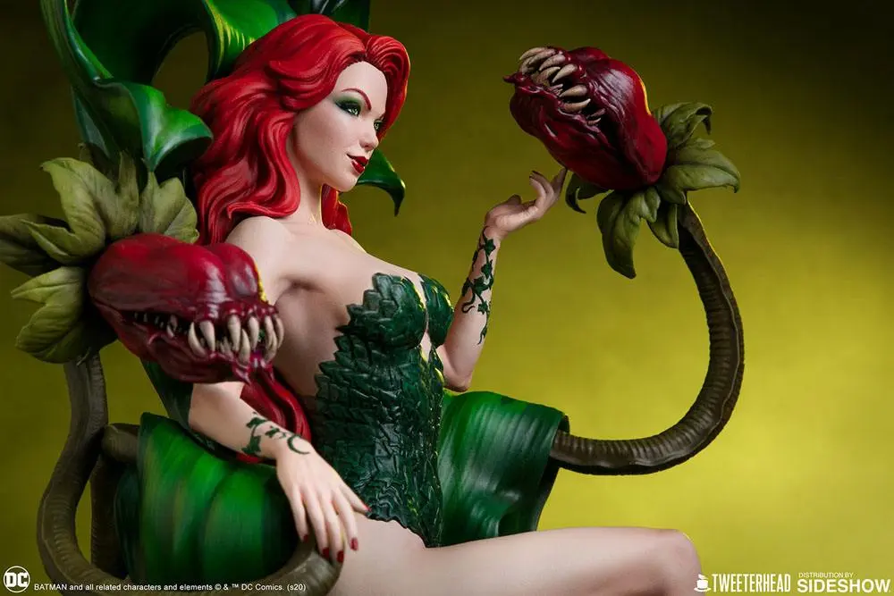 DC Comic Maquette Poison Ivy 36 cm termékfotó