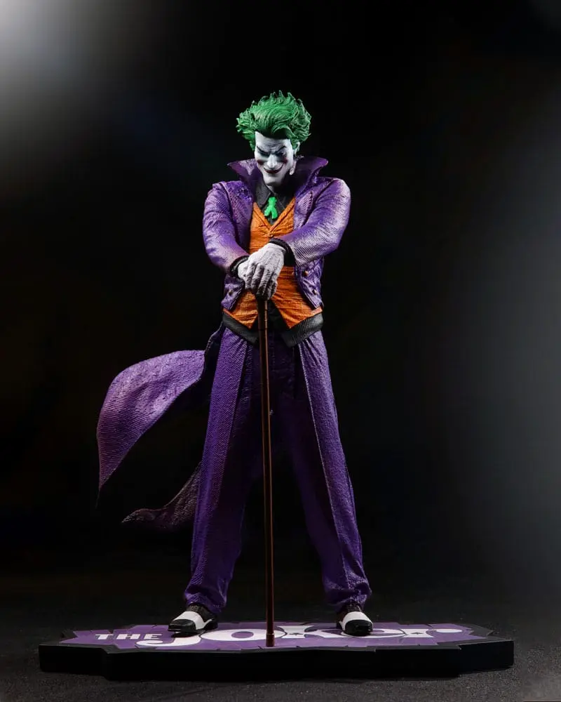 DC Comics 1/10 The Joker by Guillem March szobor figura 18 cm termékfotó