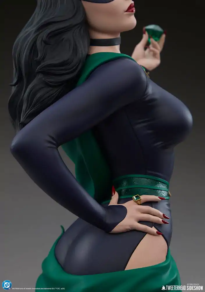 DC Comics 1/3 Catwoman mellszobor figura 39 cm termékfotó