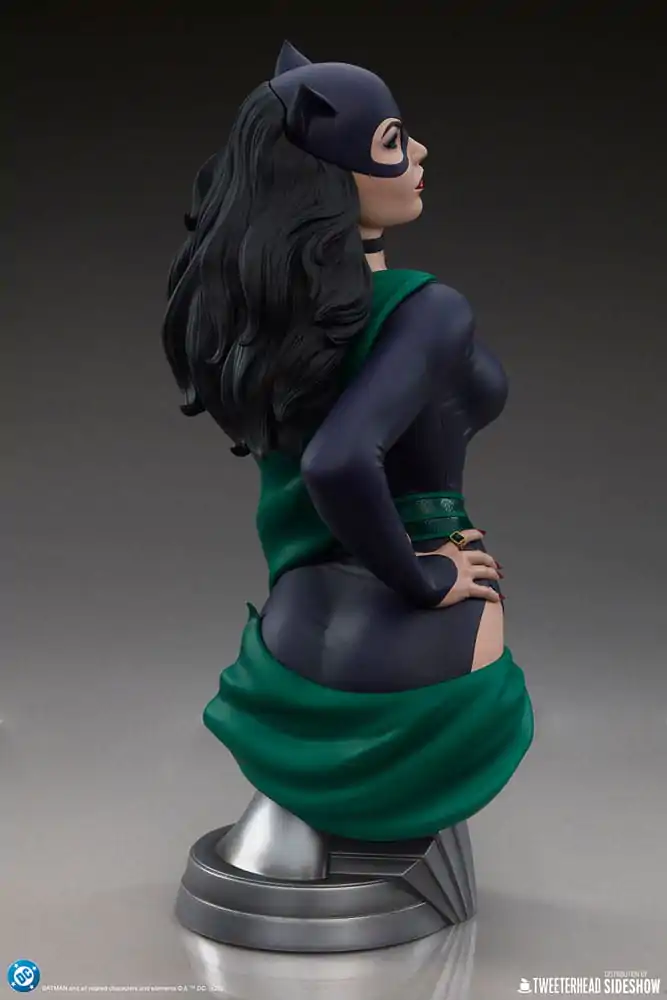 DC Comics 1/3 Catwoman mellszobor figura 39 cm termékfotó