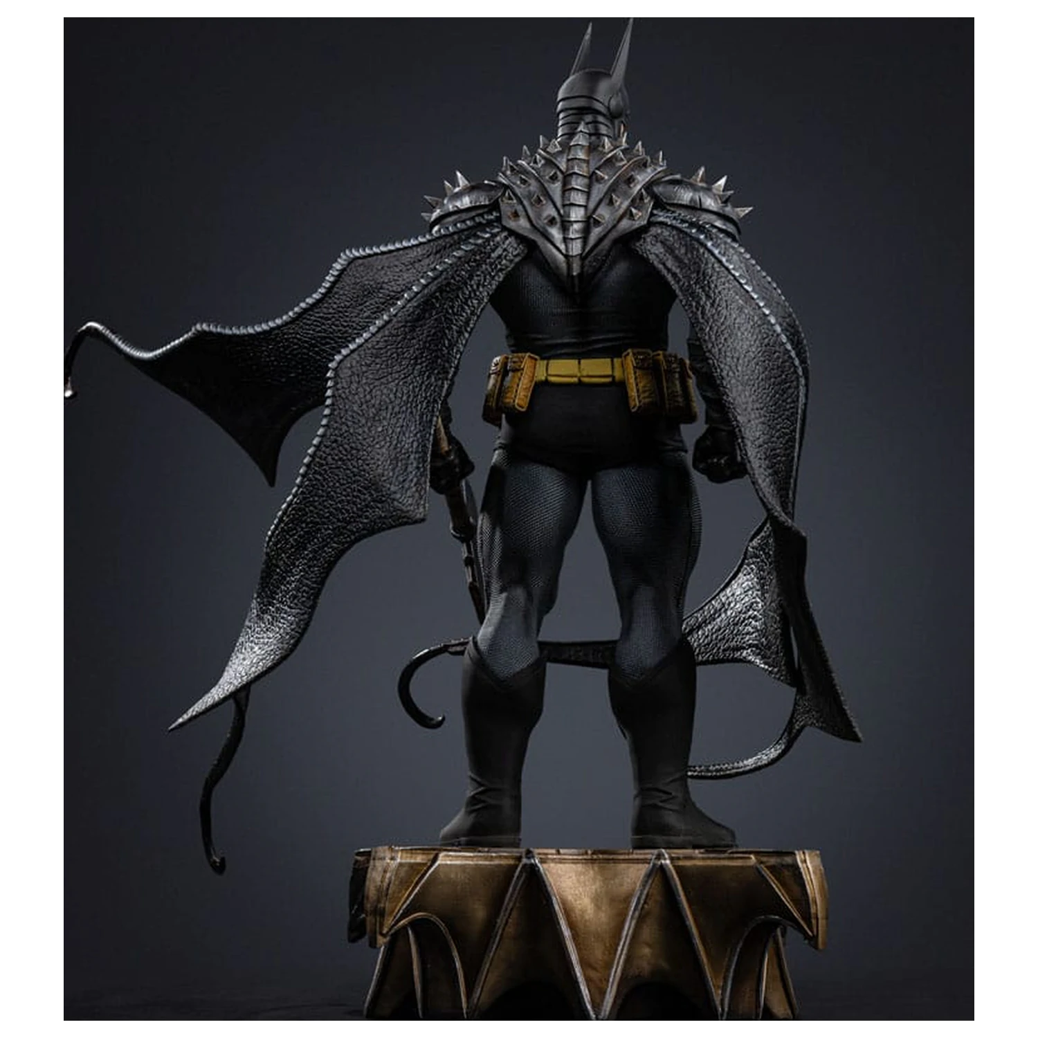 DC Comics Art Scale 1/10 Batman Absolute szobor figura 26 cm termékfotó