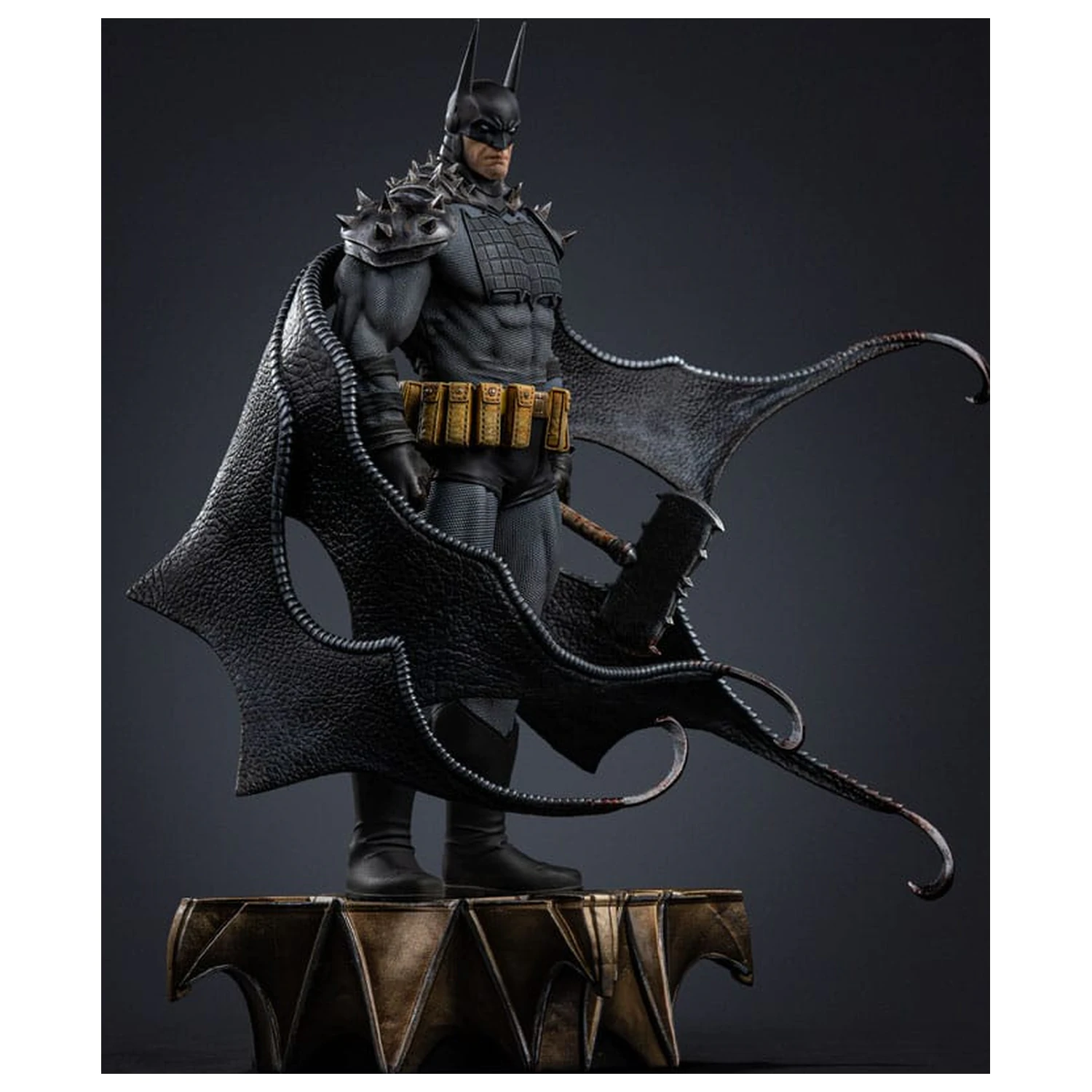 DC Comics Art Scale 1/10 Batman Absolute szobor figura 26 cm termékfotó