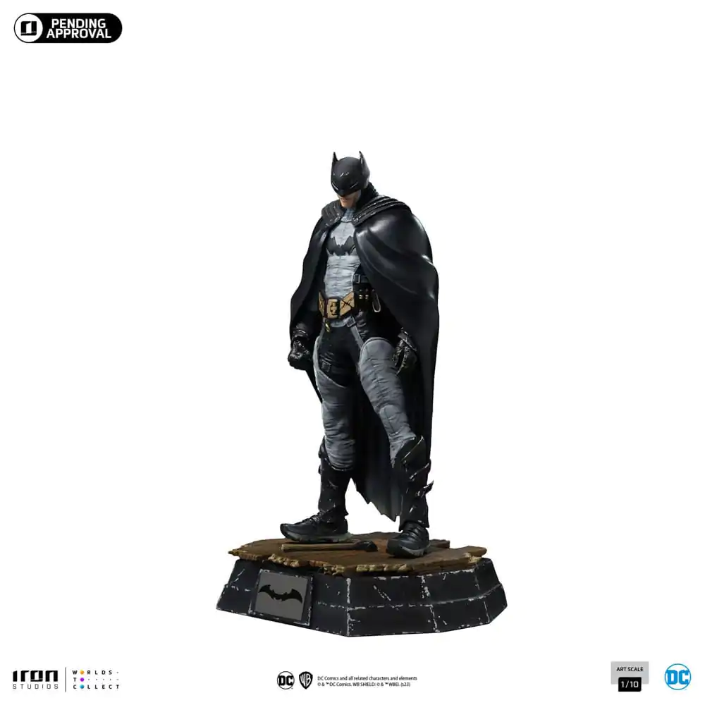 DC Comics Art Scale 1/10 Batman by Rafael Grampá szobor figura 23 cm termékfotó