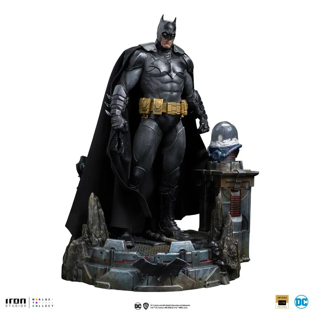 DC Comics Art Scale 1/10 Batman Unleashed Deluxe szobor figura 24 cm termékfotó