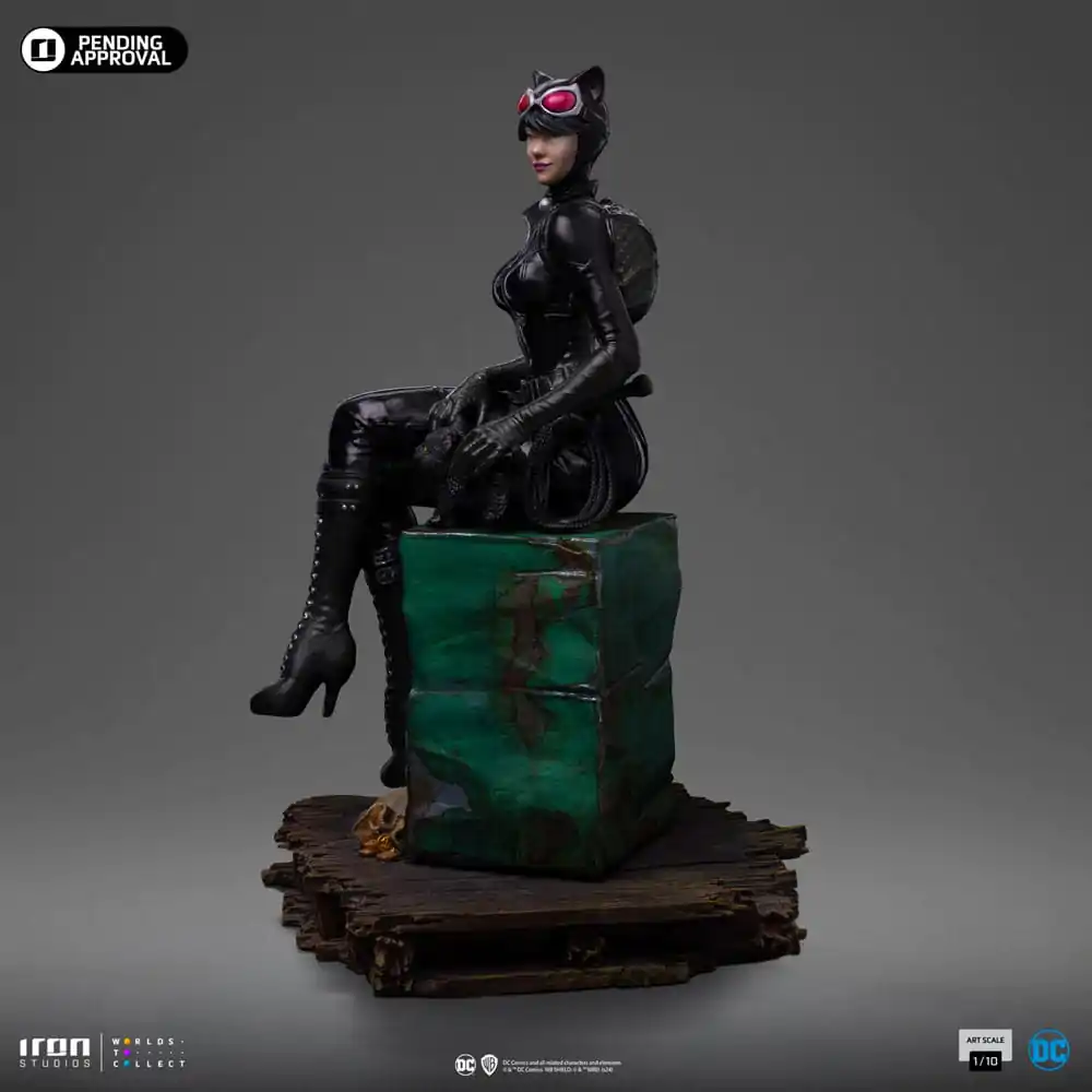 DC Comics Art Scale 1/10 Catwoman (Gotham City Sirens) szobor figura 21 cm termékfotó