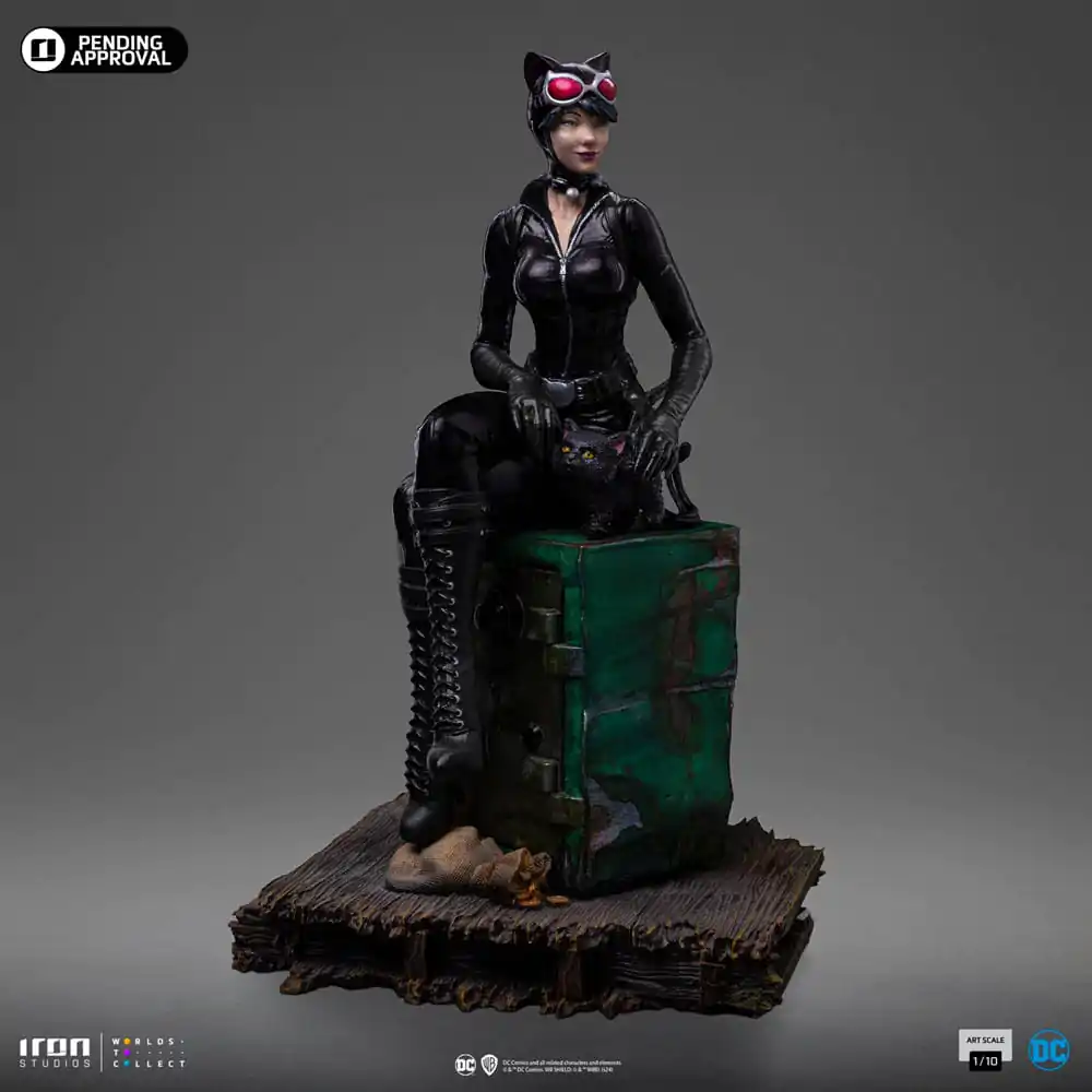 DC Comics Art Scale 1/10 Catwoman (Gotham City Sirens) szobor figura 21 cm termékfotó