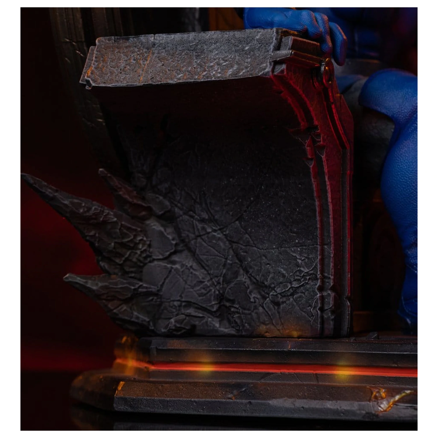 DC Comics Art Scale 1/10 Darkseid Unleashed szobor figura 26 cm termékfotó