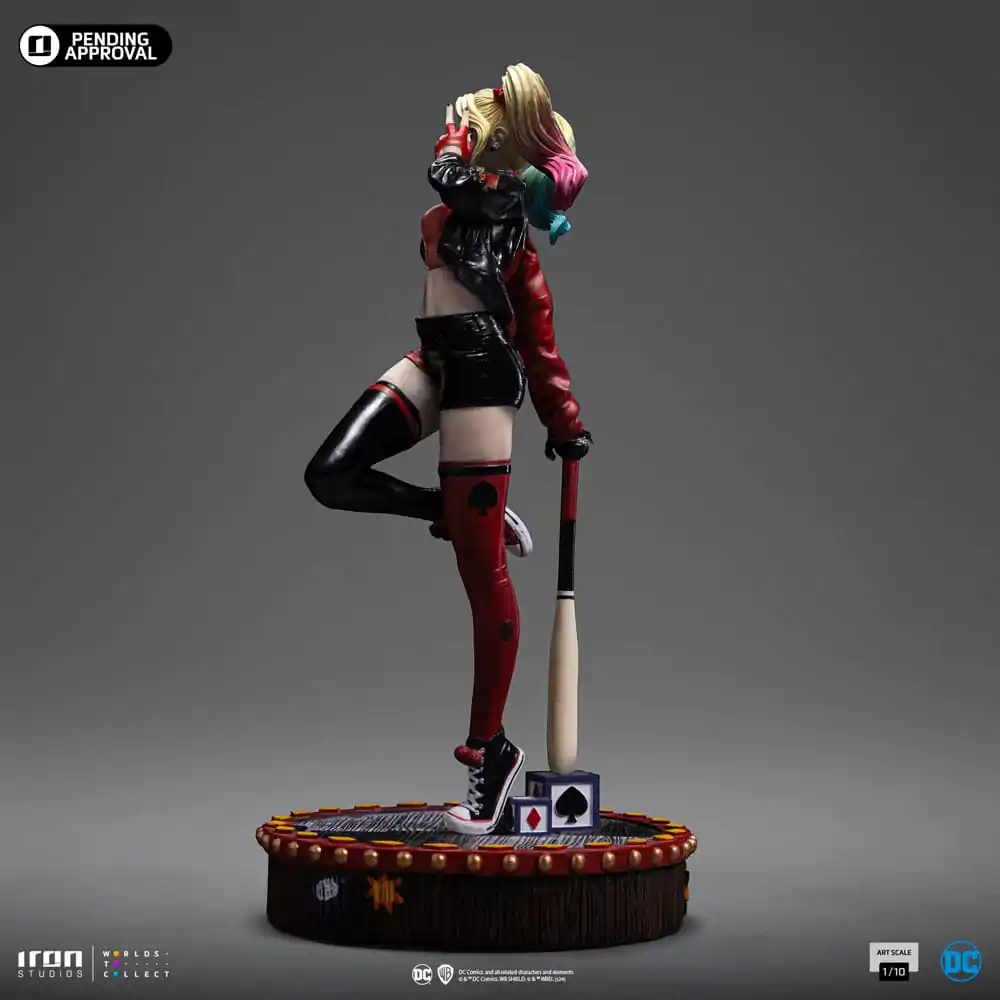 DC Comics Art Scale Statue 1/10 Harley Quinn (Gotham City Sirens) 22 cm termékfotó