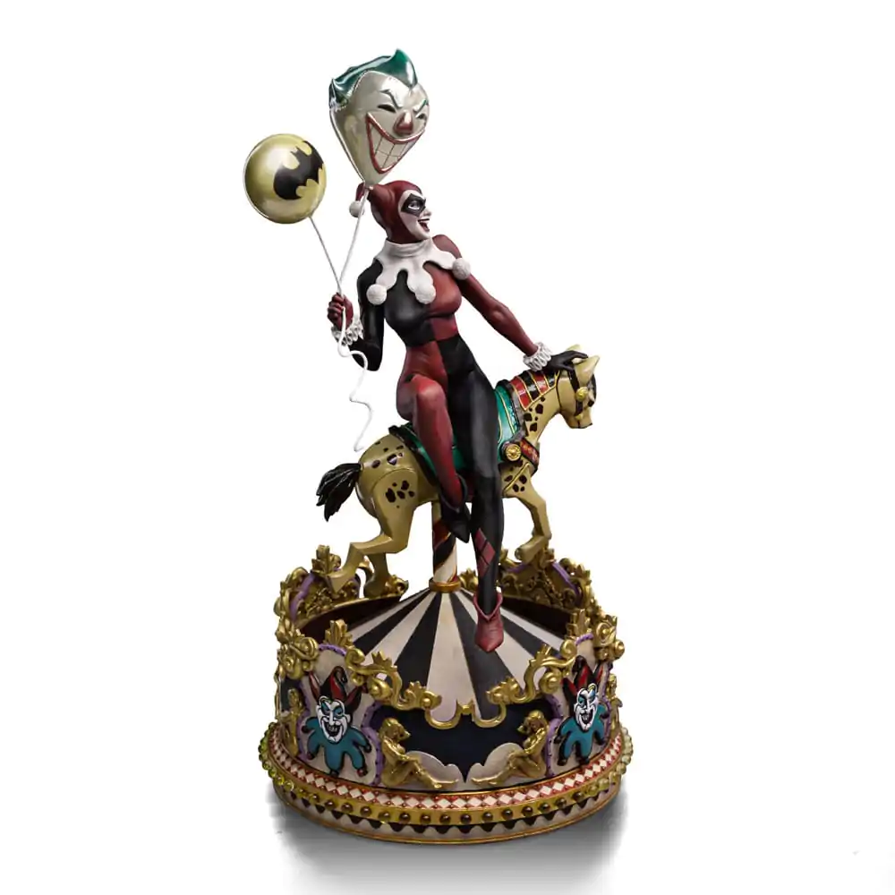 DC Comics Art Scale 1/10 Harley Quinn Unleashed szobor figura 30 cm termékfotó