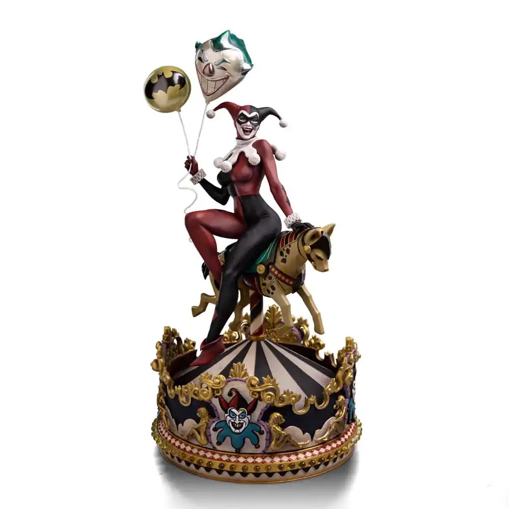 DC Comics Art Scale 1/10 Harley Quinn Unleashed szobor figura 30 cm termékfotó