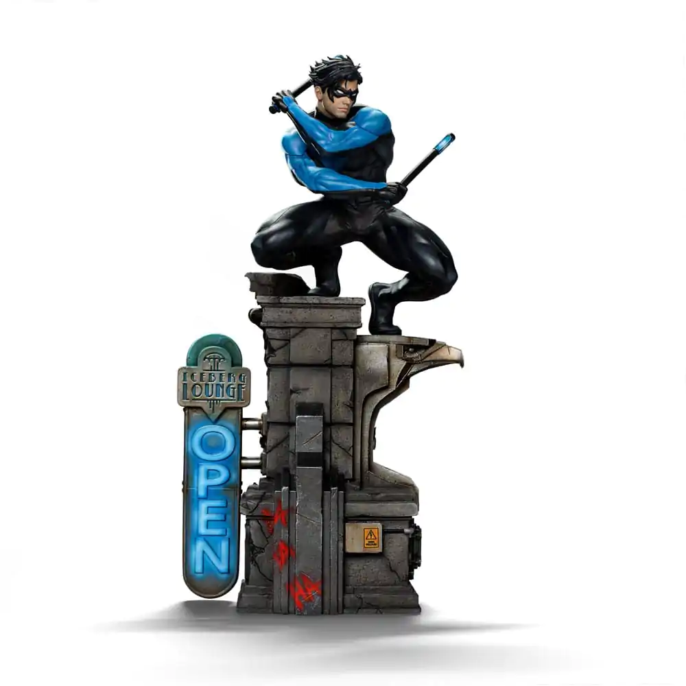 DC Comics Art Scale 1/10 Nightwing szobor figura 27 cm      termékfotó