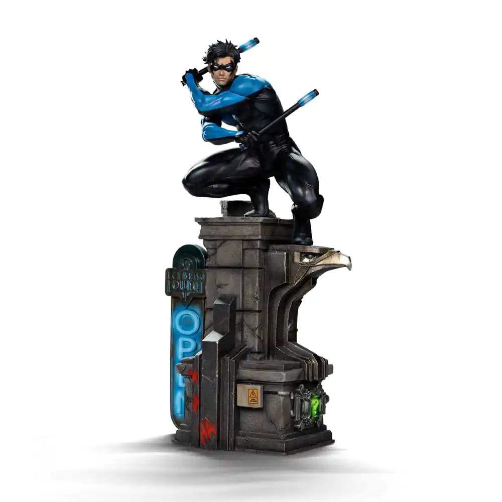 DC Comics Art Scale 1/10 Nightwing szobor figura 27 cm      termékfotó