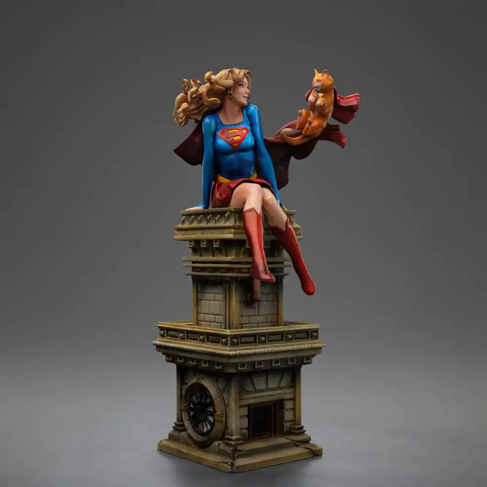 DC Comics Art Scale 1/10 Super Girl Series #8 szobor figura 25 cm termékfotó