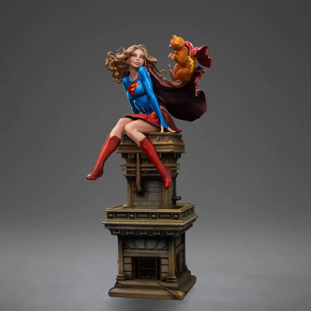 DC Comics Art Scale 1/10 Super Girl Series #8 szobor figura 25 cm termékfotó