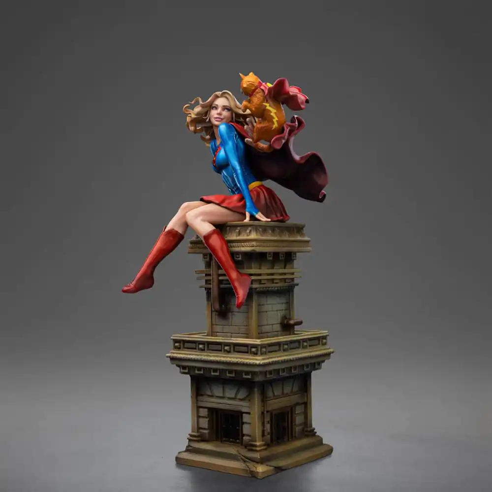 DC Comics Art Scale 1/10 Super Girl Series #8 szobor figura 25 cm termékfotó