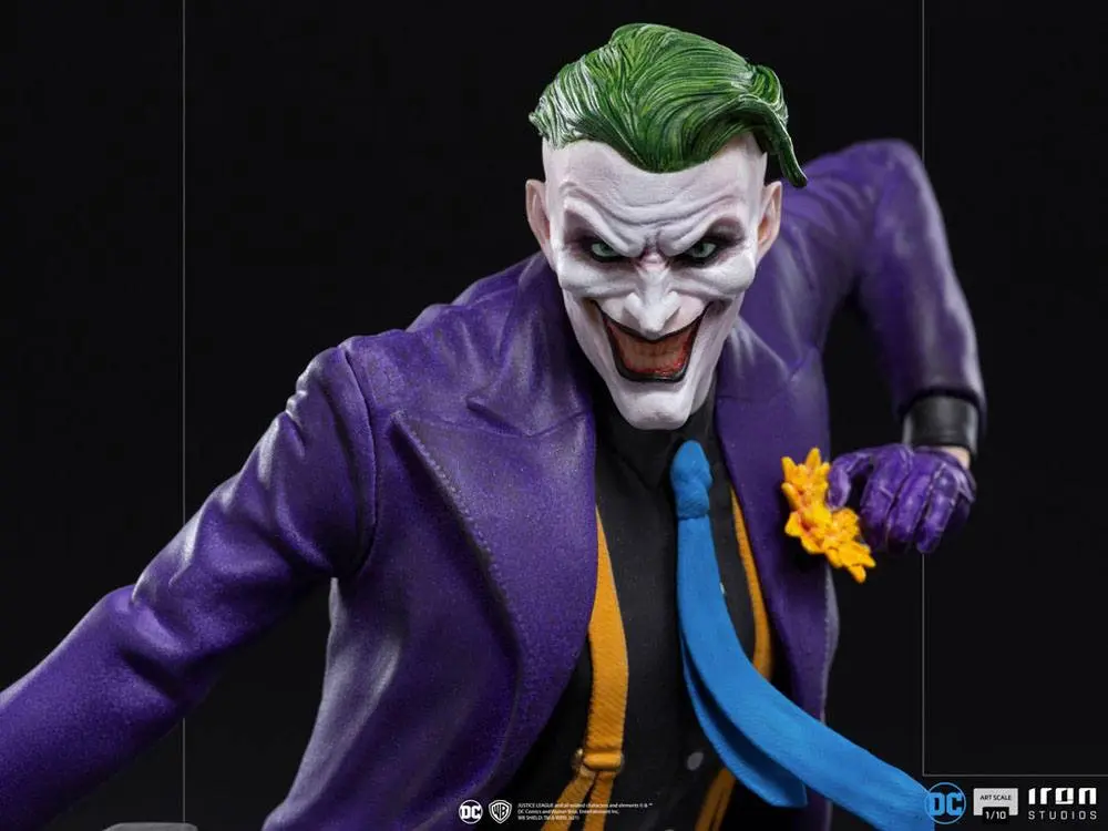 DC Comics Art Scale 1/10 The Joker szobor figura 23 cm termékfotó