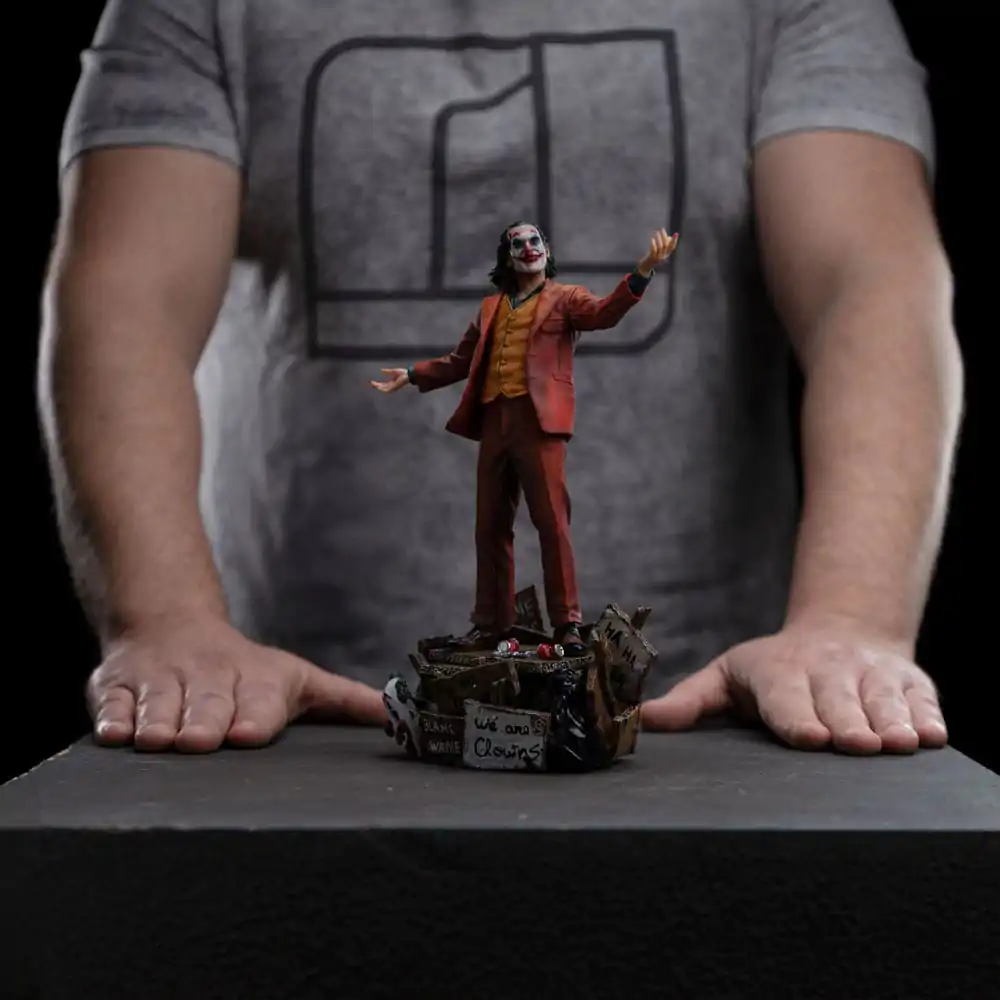 DC Comics Art Scale Deluxe Statue 1/10 Joker (Arthur Fleck) 19 cm termékfotó