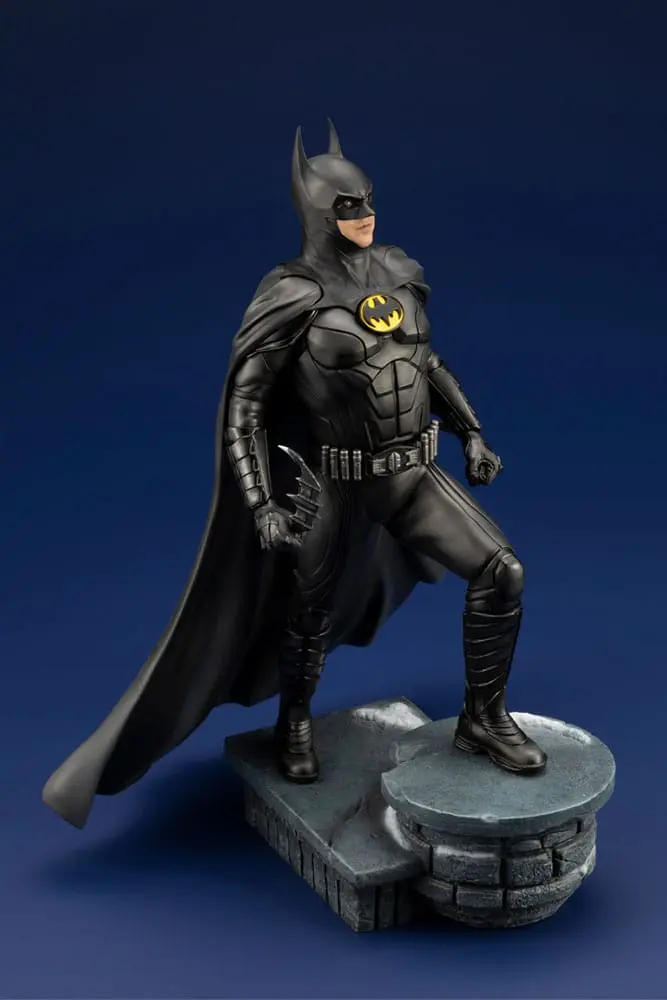 DC Comics ARTFX 1/6 The Flash Movie Batman PVC szobor figura 34 cm termékfotó