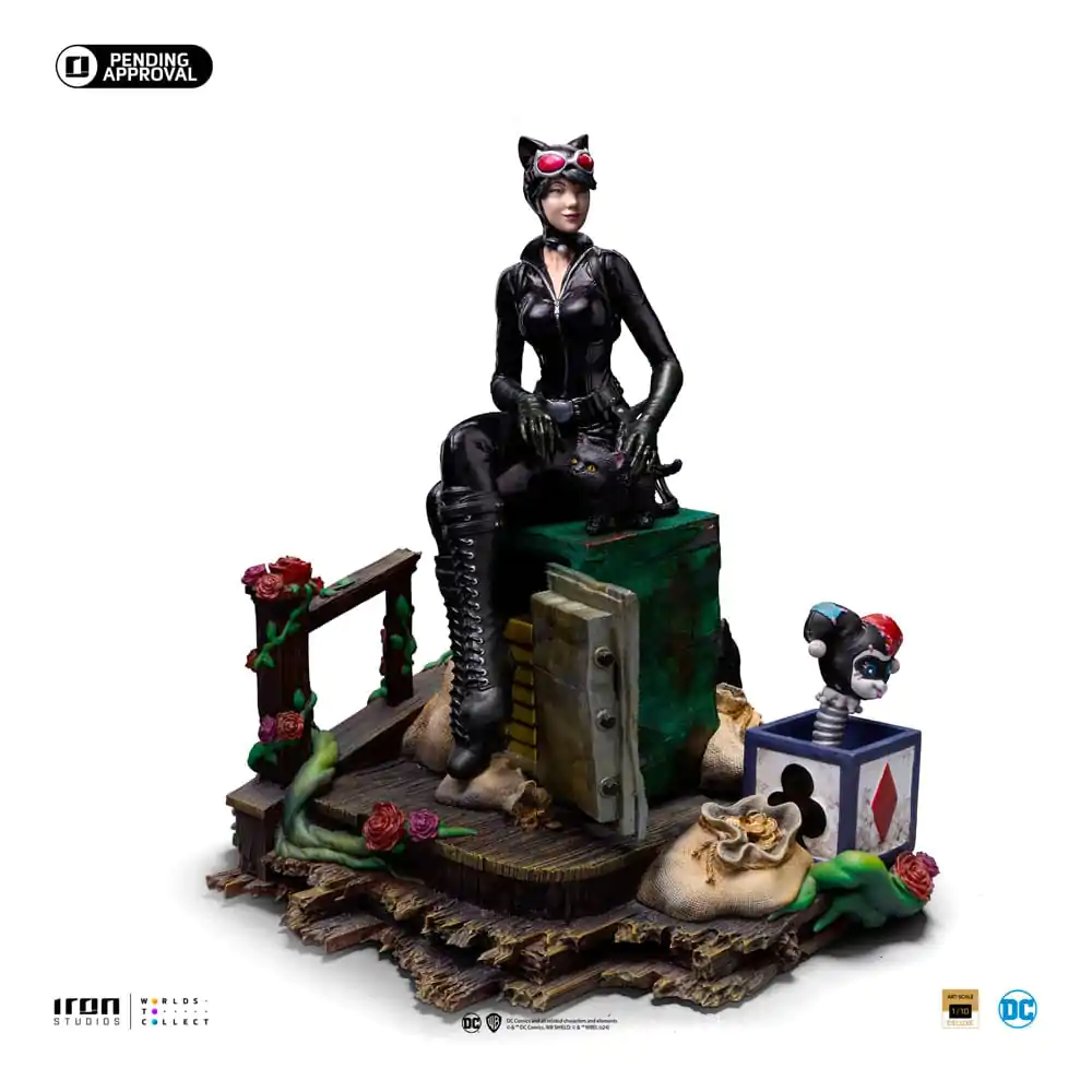 DC Comics Deluxe Art Scale 1/10 Catwoman (Gotham City Sirens) szobor figura 21 cm termékfotó