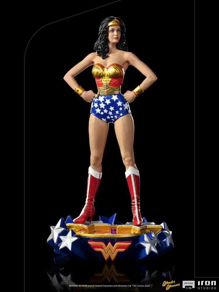 DC Comics Deluxe Art Scale 1/10 Wonder Woman Lynda Carter szobor figura 23 cm termékfotó