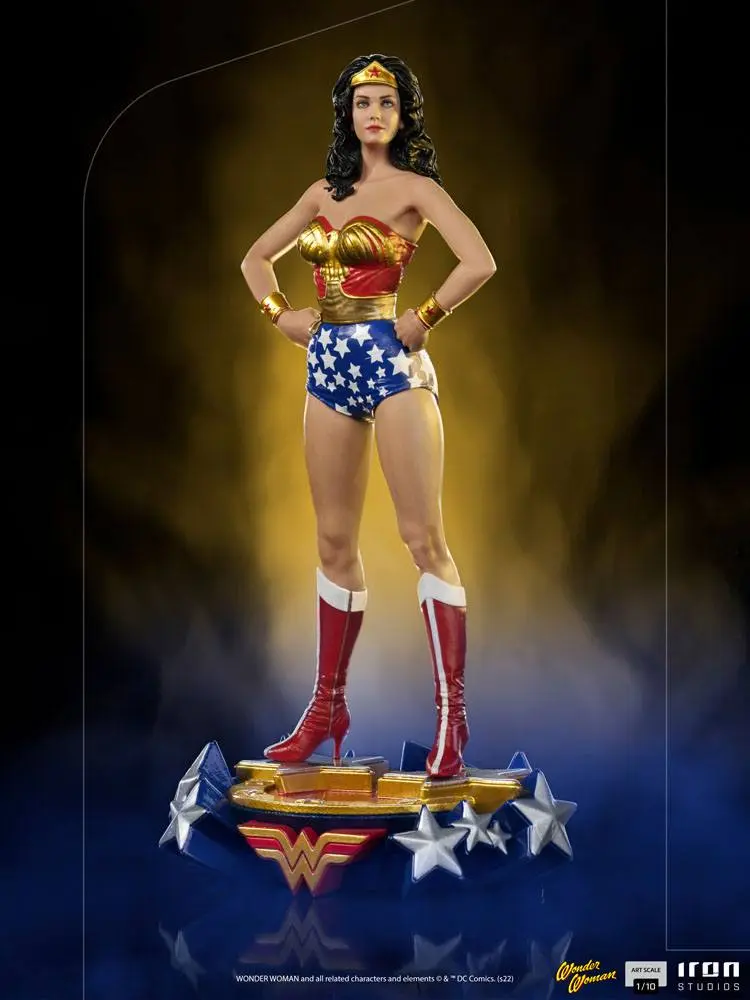 DC Comics Deluxe Art Scale 1/10 Wonder Woman Lynda Carter szobor figura 23 cm termékfotó