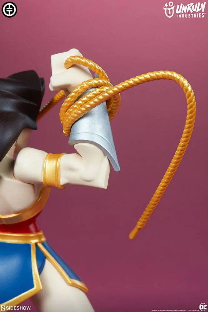 DC Comics Designer Series Wonder Woman by Tracy Tubera Vinyl szobor figura 22 cm termékfotó