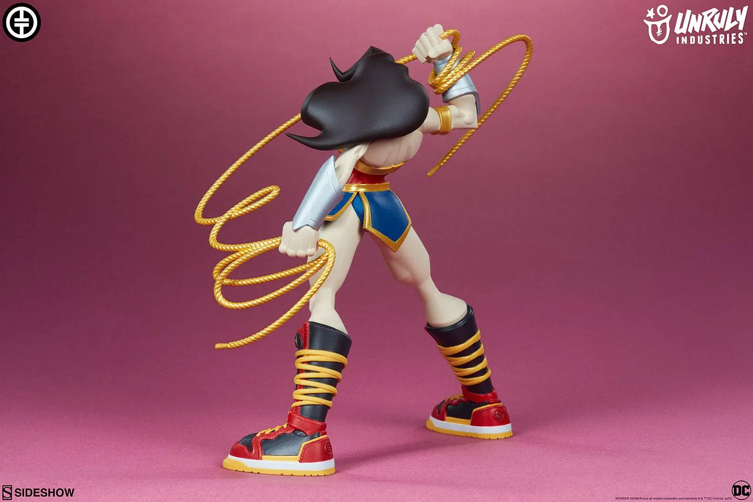 DC Comics Designer Series Wonder Woman by Tracy Tubera Vinyl szobor figura 22 cm termékfotó
