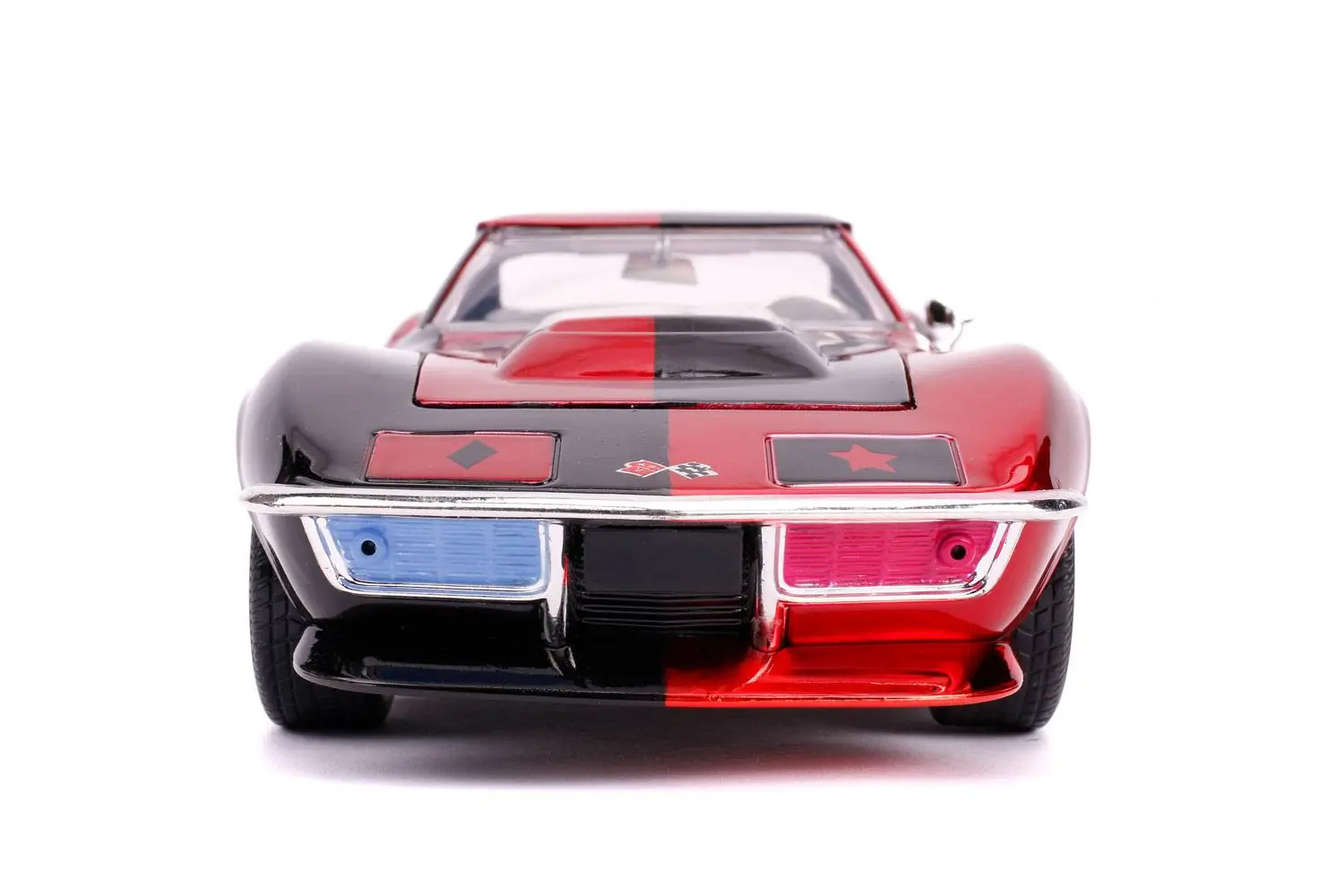 DC Comics Diecast Model 1/24 1969 Chevy Corvette Stingray és figura termékfotó