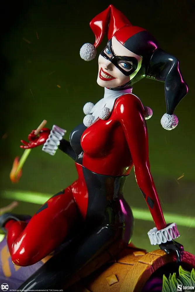 DC Comics Diorama Harley Quinn and The Joker 35 cm termékfotó