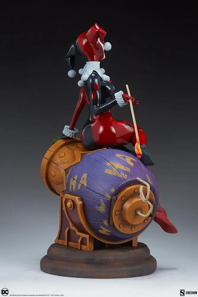 DC Comics Diorama Harley Quinn and The Joker 35 cm termékfotó