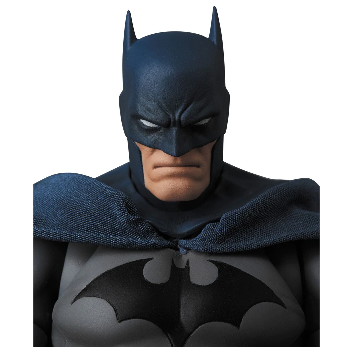 DC Comics MAFEX akciófigura Batman Hush Ver. (Reproduction) 16 cm termékfotó