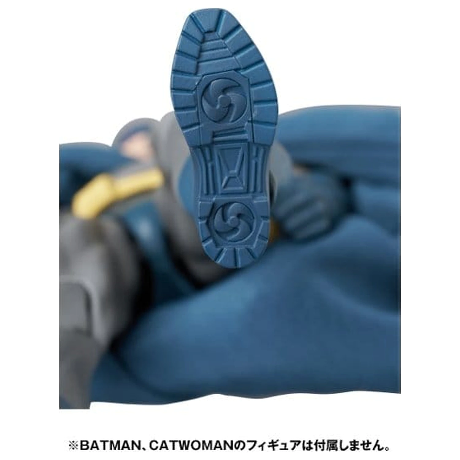 DC Comics MAFEX Bruce Wayne (Batman: Hush Ver.) akciófigura 16 cm    termékfotó