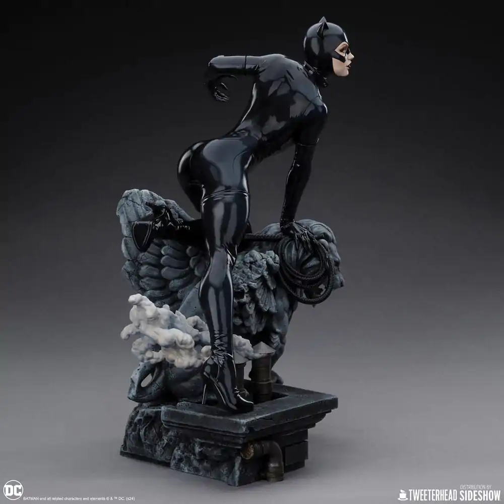 DC Comics Maquette 1/6 Catwoman szobor figura 35 cm termékfotó