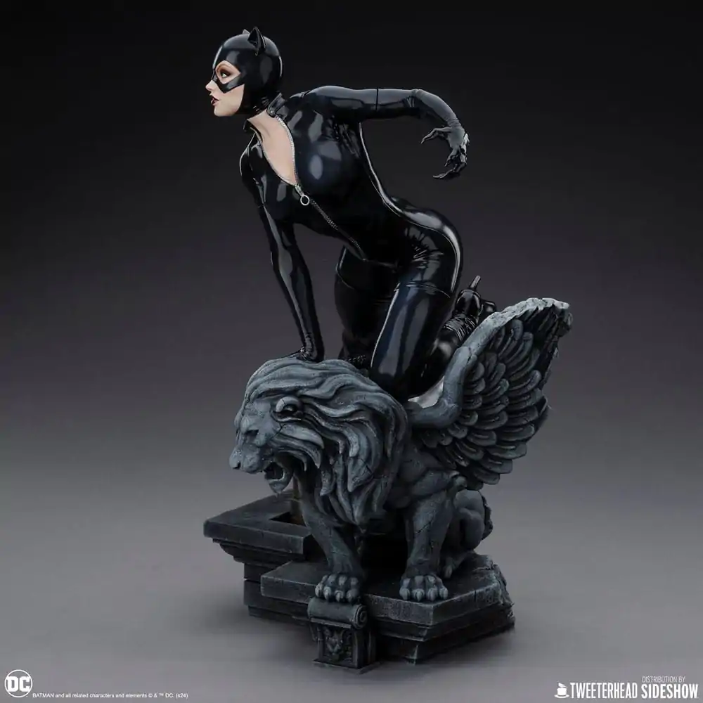 DC Comics Maquette 1/6 Catwoman szobor figura 35 cm termékfotó