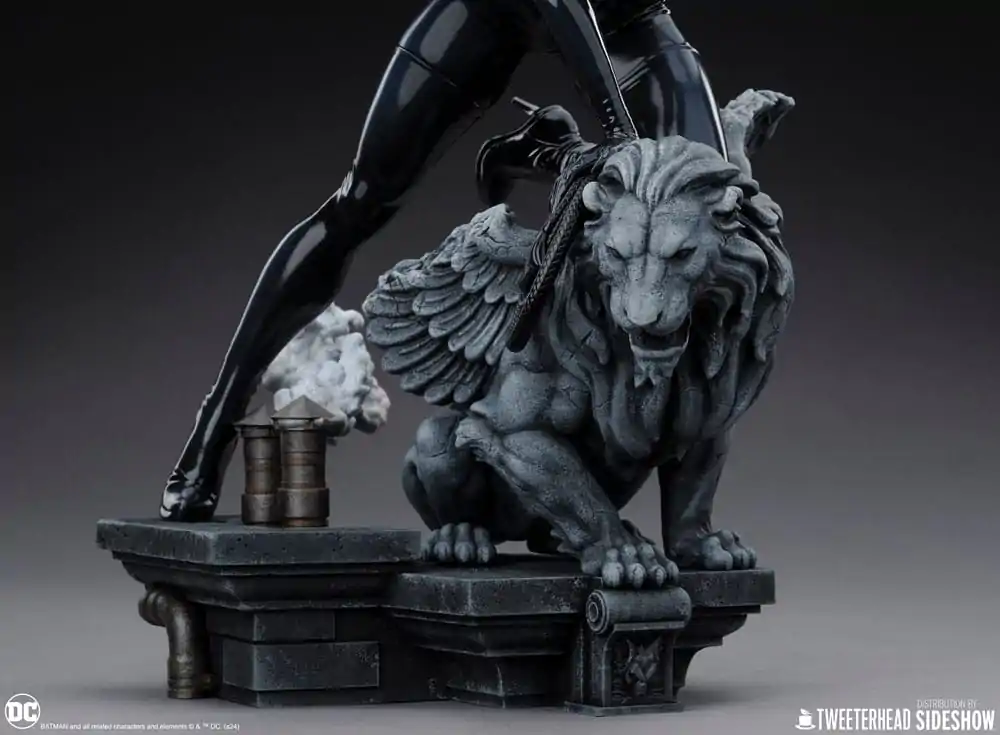 DC Comics Maquette 1/6 Catwoman szobor figura 35 cm termékfotó