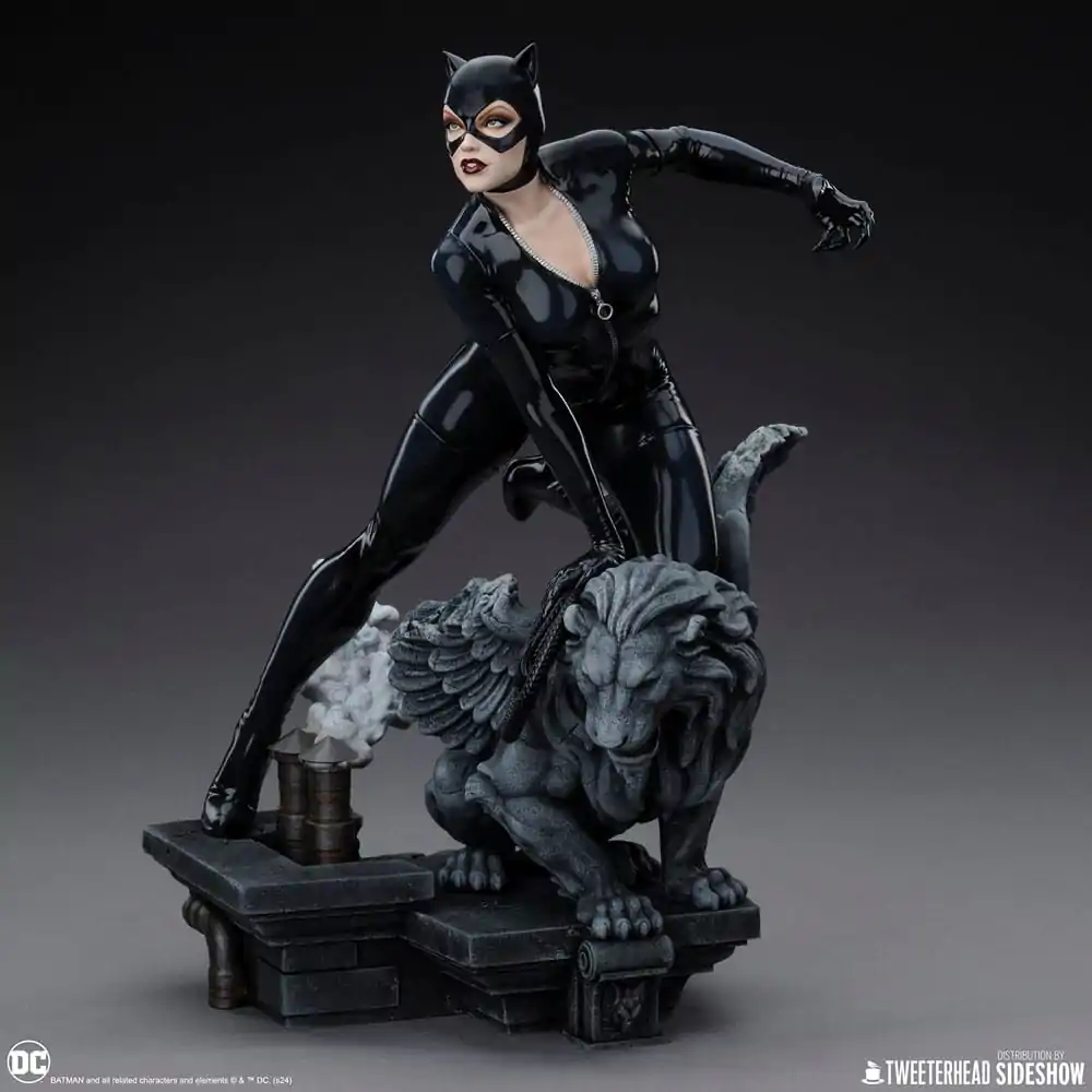 DC Comics Maquette 1/6 Catwoman szobor figura 35 cm termékfotó