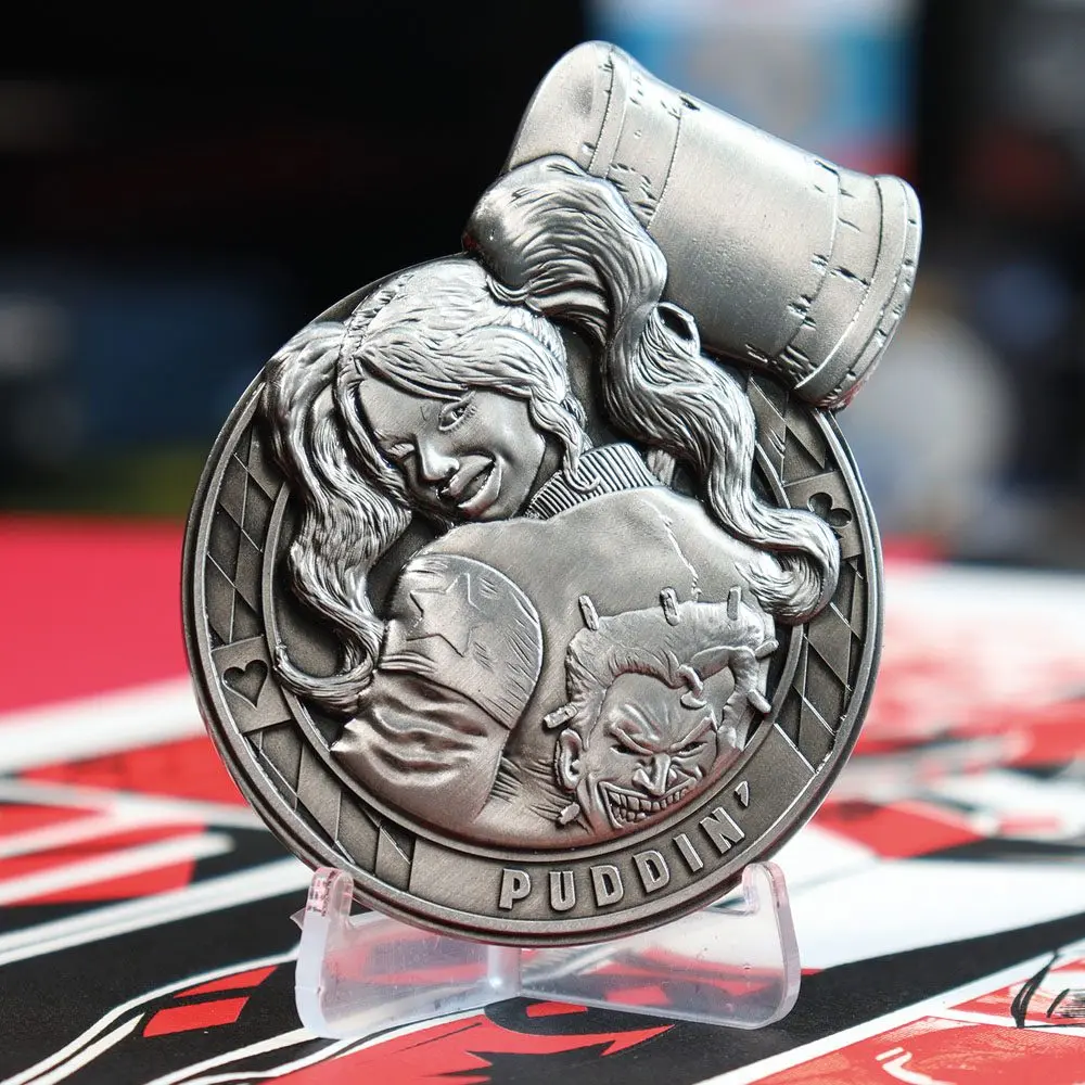 DC Comics Medallion Harley Quinn 30th Anniversary Limitált kiadás termékfotó