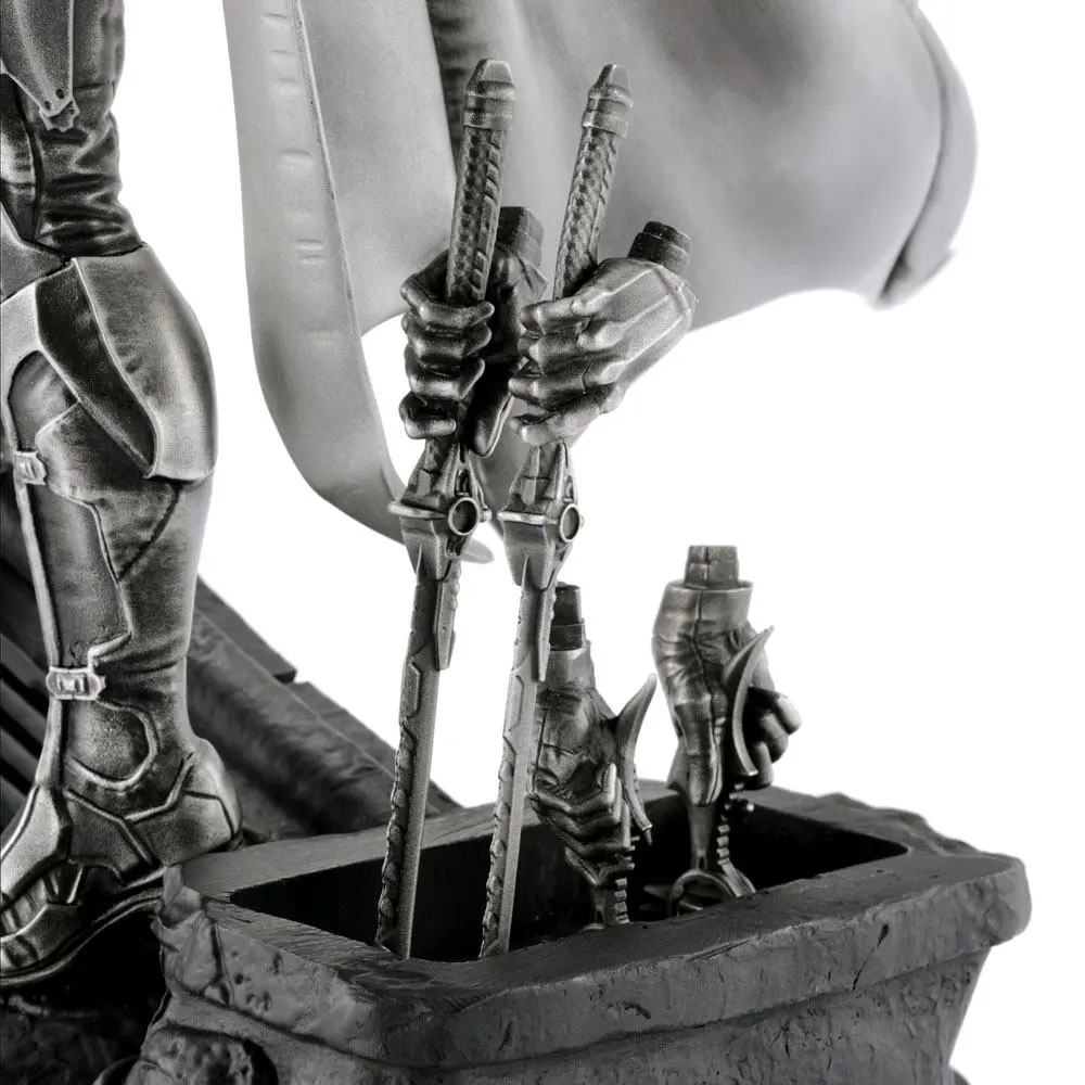 DC Comics Pewter Collectible Batman Samurai Series Limitált kiadás szobor figura 39 cm termékfotó