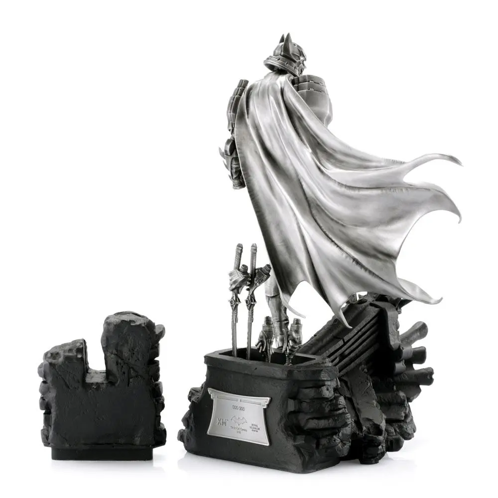 DC Comics Pewter Collectible Batman Samurai Series Limitált kiadás szobor figura 39 cm termékfotó