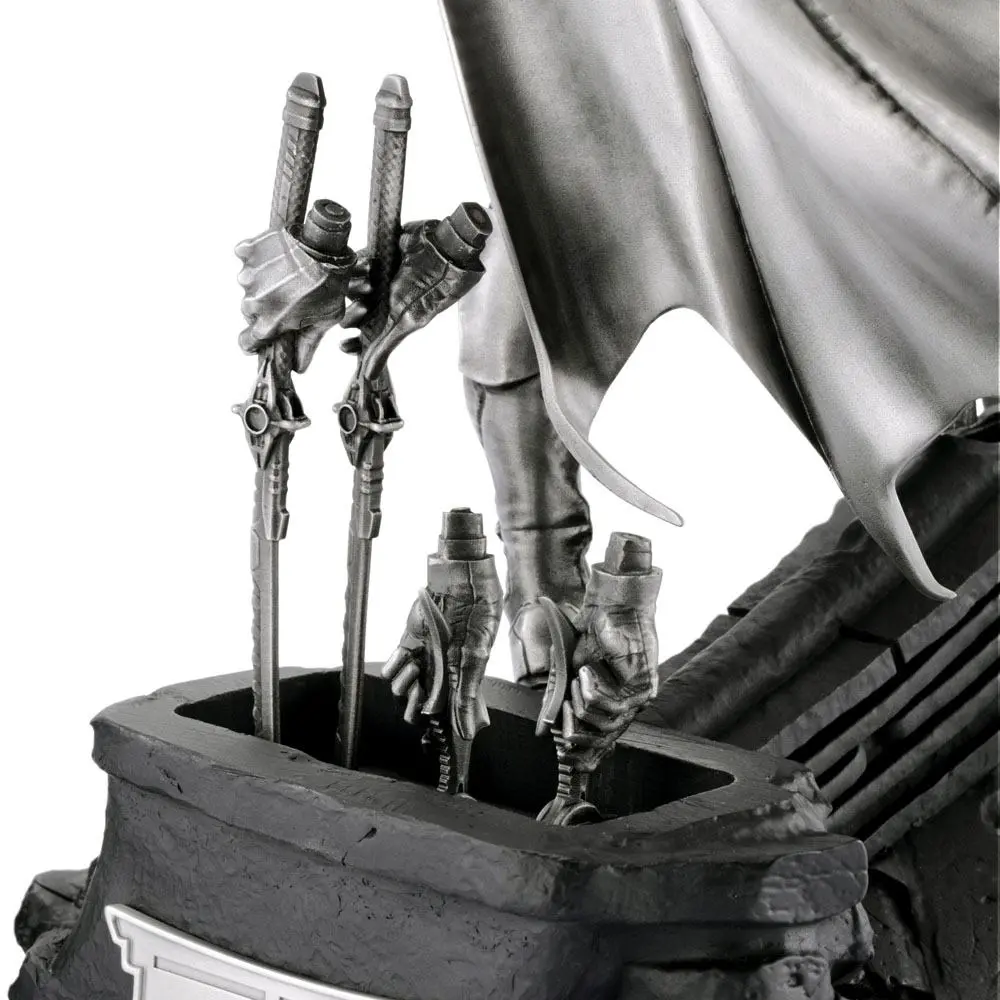 DC Comics Pewter Collectible Batman Samurai Series Limitált kiadás szobor figura 39 cm termékfotó