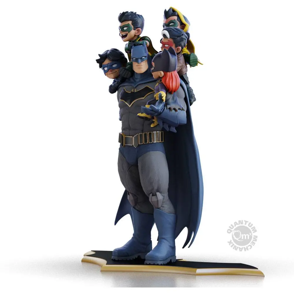 DC Comics Q-Master Batman: Family Classic Diorama szobor figura 38 cm termékfotó