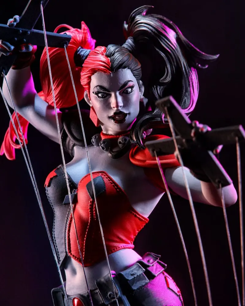 DC Comics Red, White & Black Statue 1/10 Harley Quinn by Emanuela Lupacchino 18 cm termékfotó