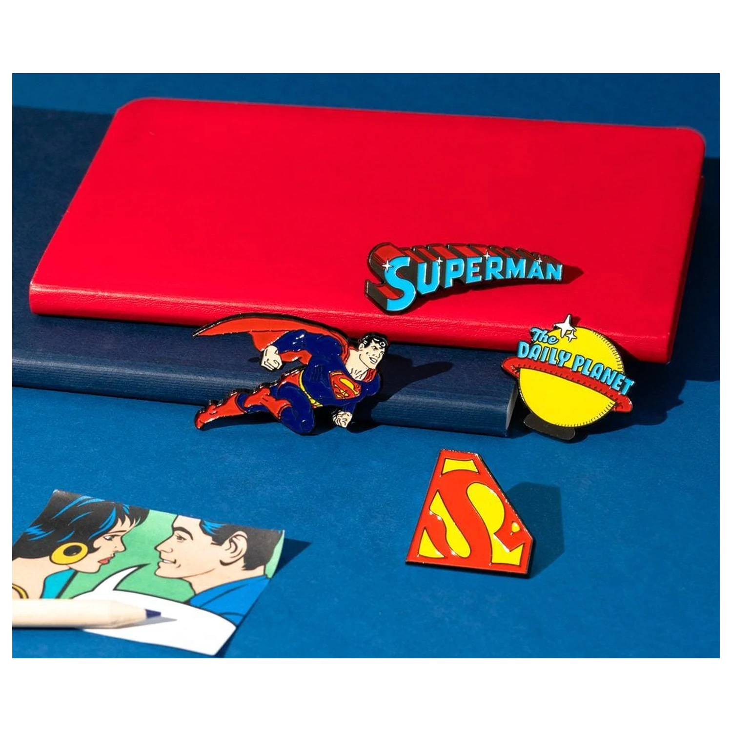 DC Comics Superman 4 db-os kitűző csomag termékfotó