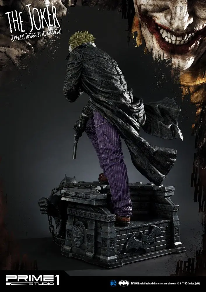 DC Comics The Joker by Lee Bermejo szobor figura 71 cm termékfotó