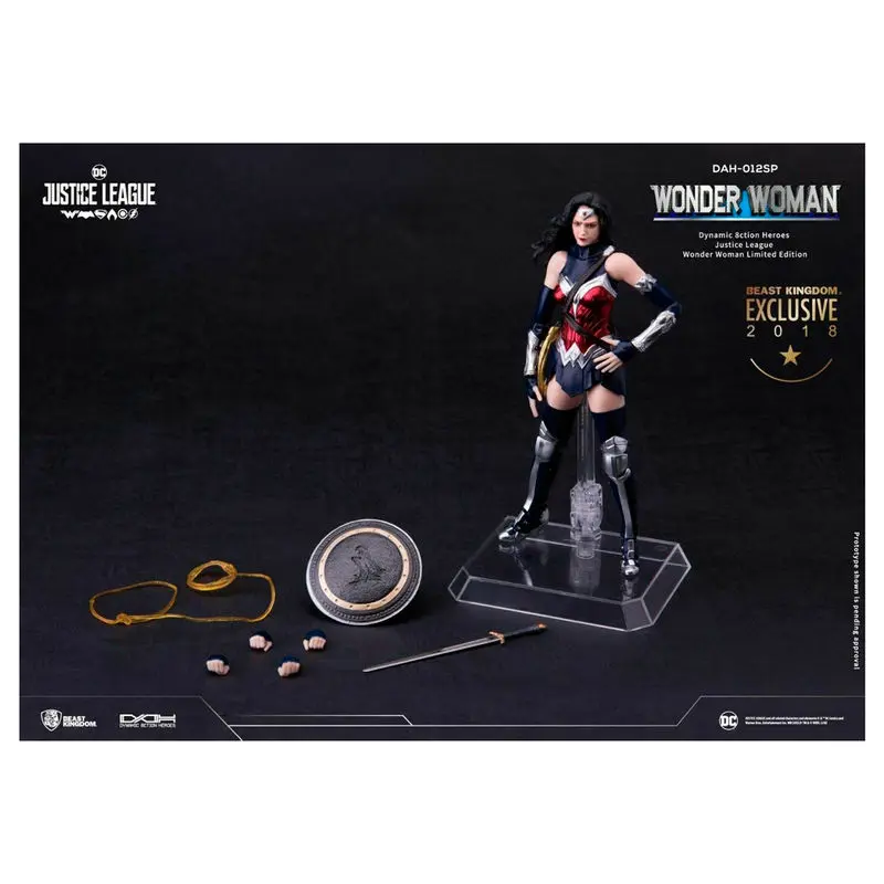 DC Comics Wonder Woman Dinamic Heros figura termékfotó