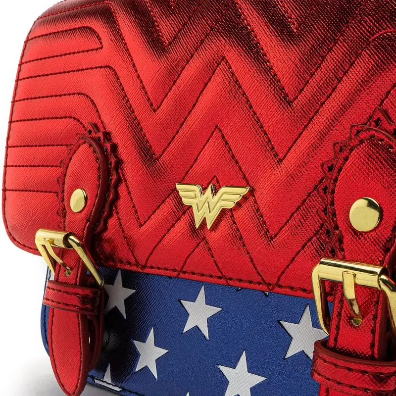 DC Comics Wonder Woman keresztpántos táska termékfotó