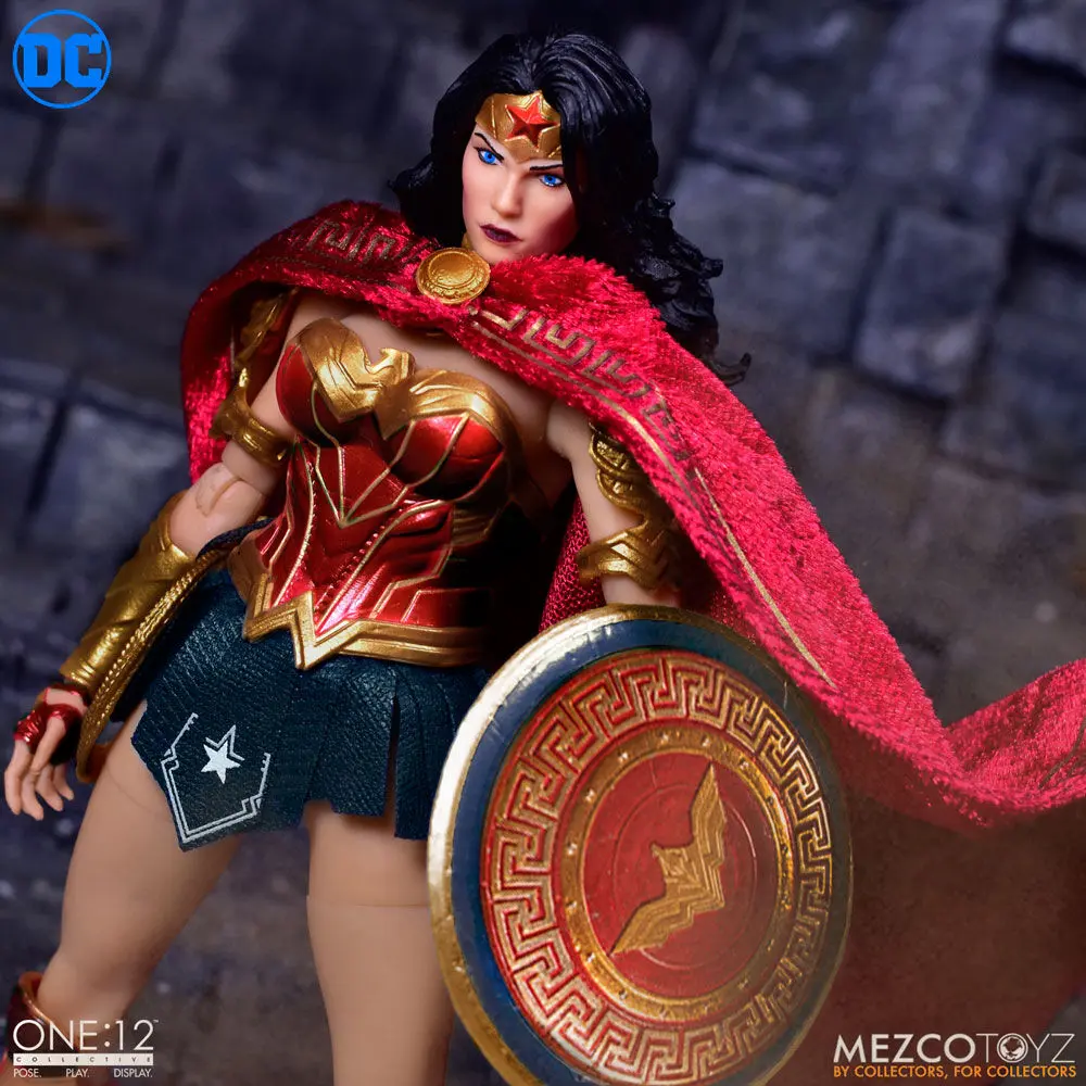 DC Comics Wonder Woman Mozgatható figura 17cm termékfotó