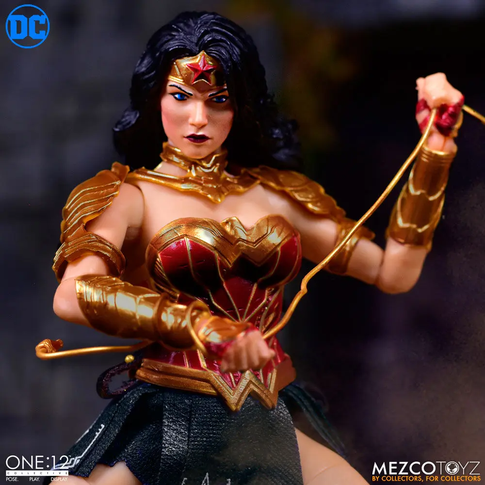 DC Comics Wonder Woman Mozgatható figura 17cm termékfotó