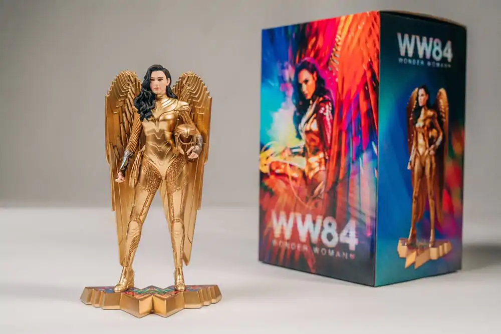DC Comics Wonder Woman szobor figura 26 cm termékfotó
