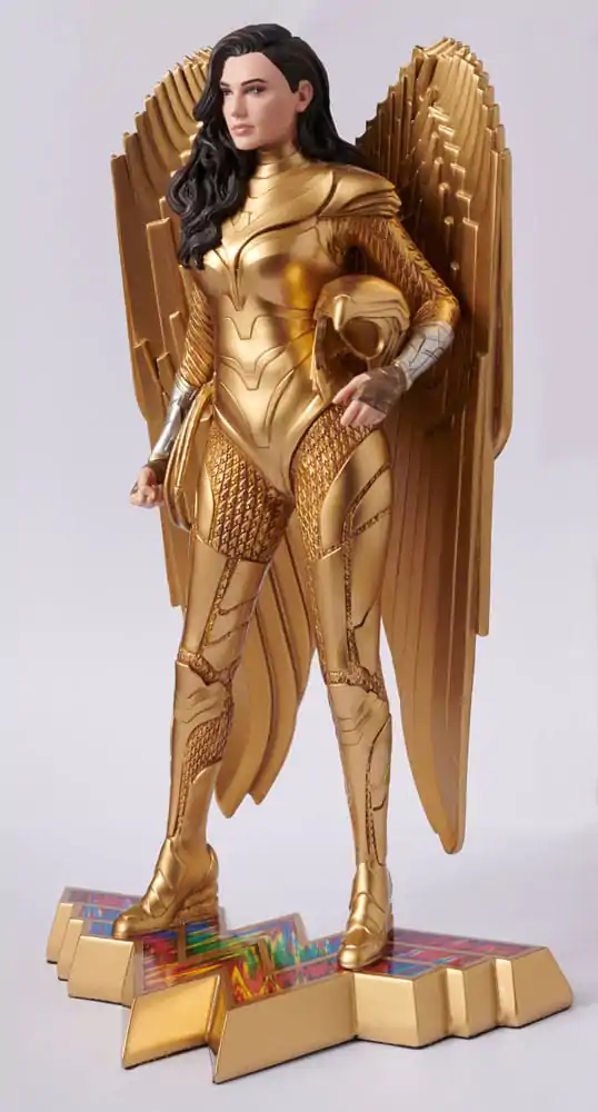 DC Comics Wonder Woman szobor figura 26 cm termékfotó